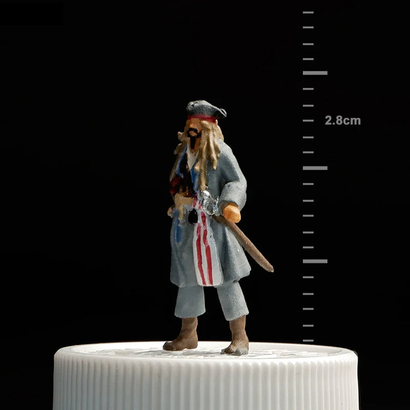 Microscopic color doll miniature doll figure model 1:64 micro-shot villain resin food game three-dimensional shooting prop