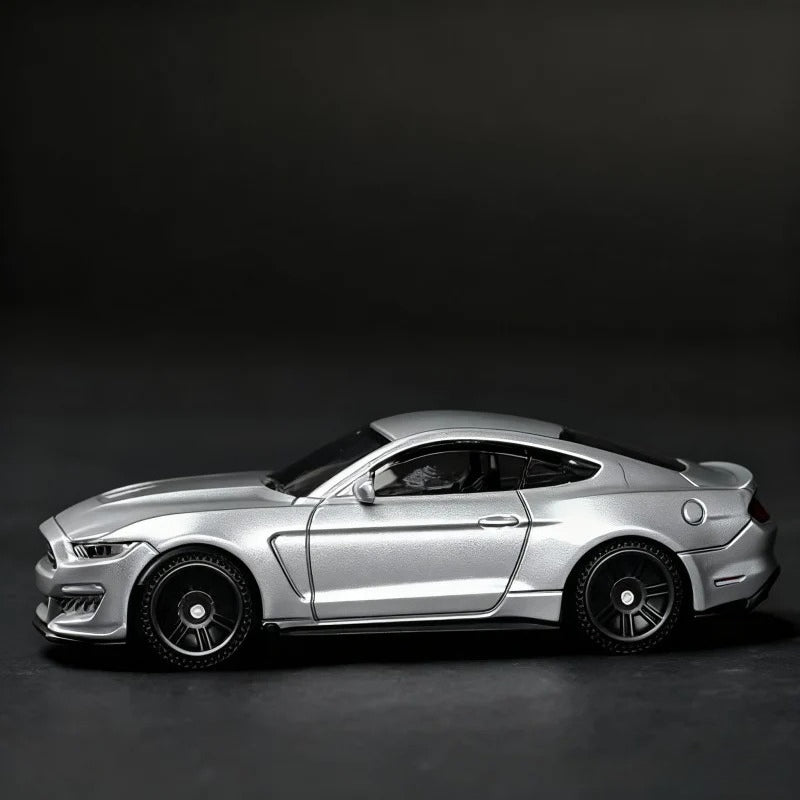1:64 Mustang Shelby GT350丨Car Model Series丨The Most Popular Car Model In 2025
