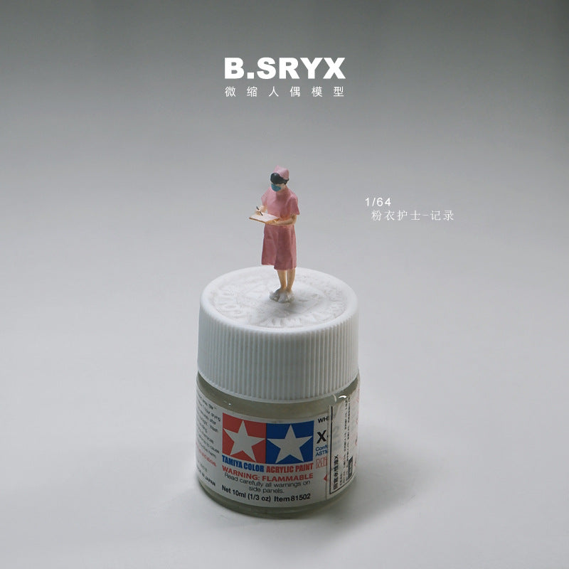 1/64 miniature doll model resin villain car model scene macro photography shooting scene figure