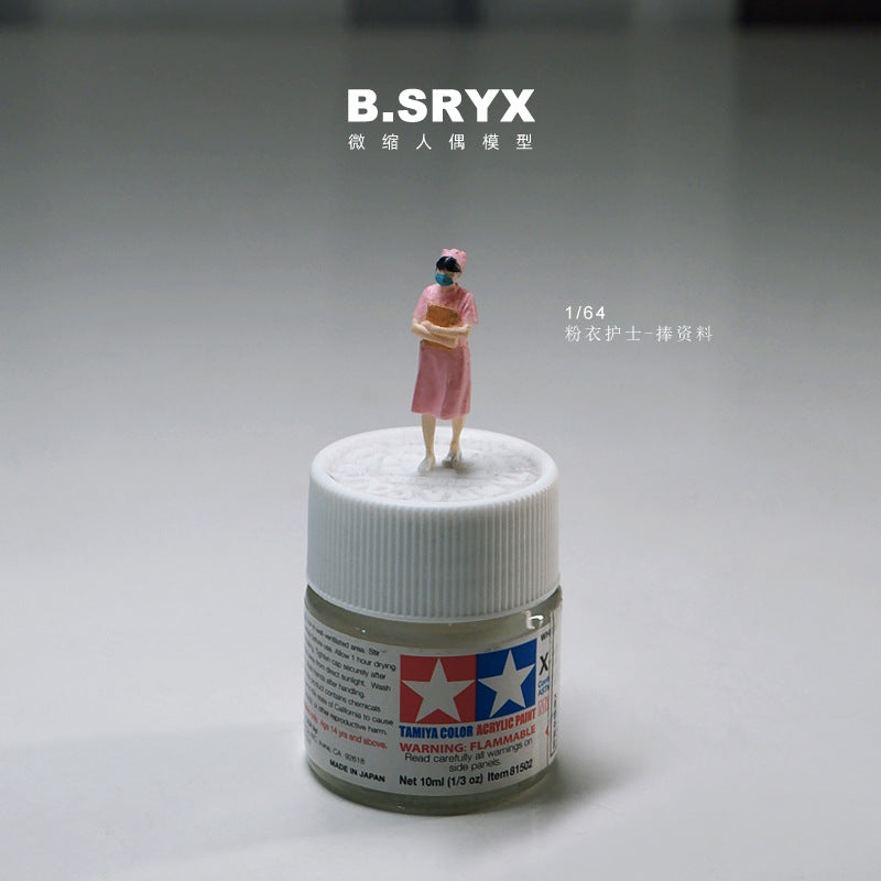 1/64 miniature doll model resin villain car model scene macro photography shooting scene figure