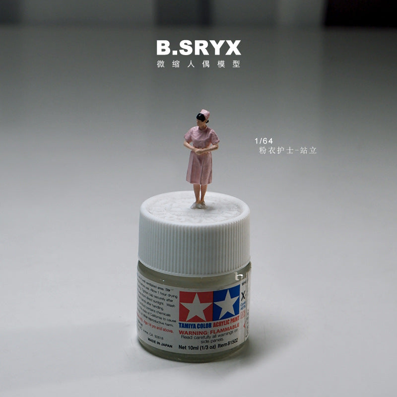1/64 miniature doll model resin villain car model scene macro photography shooting scene figure