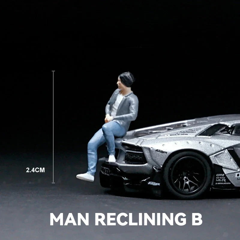 1:64 Man With Bag丨Figure Model Series丨Exquisite Miniature Male Model