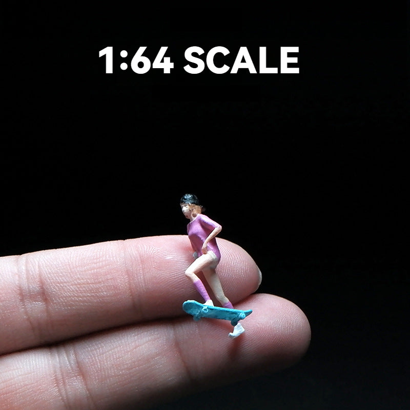 1:64 Skateboard girl doll model simulation villain miniature photography figure sand table character scene ornament cross-border