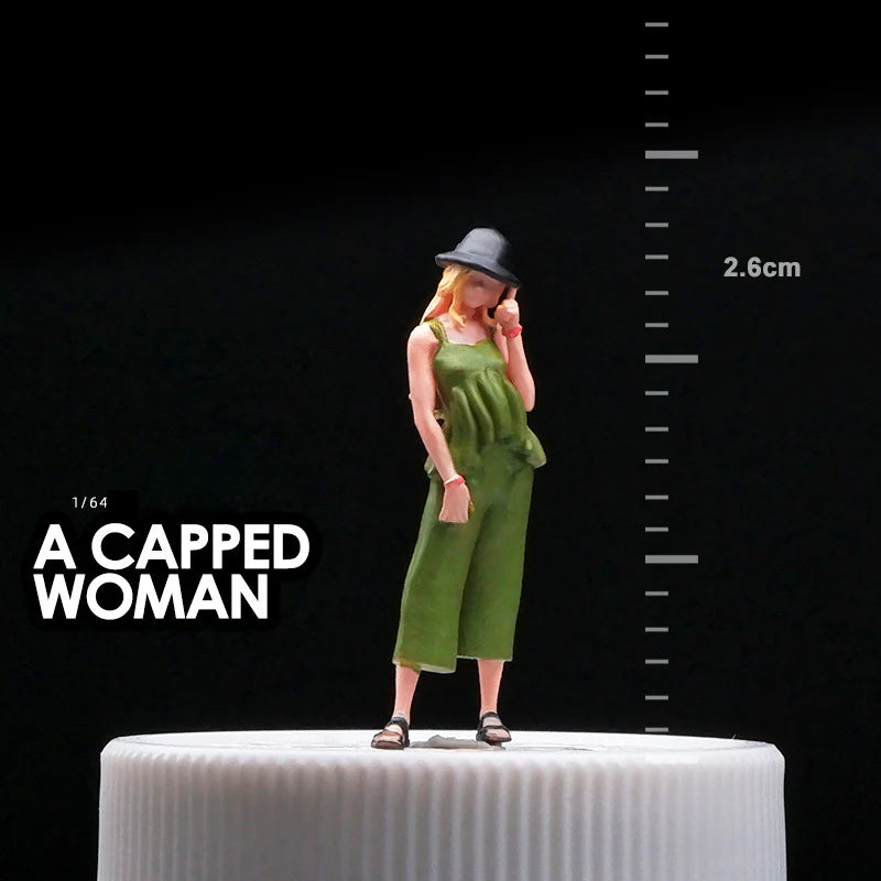 Microscopic color doll miniature doll figure model 1:64 micro-shot villain resin food game three-dimensional shooting prop