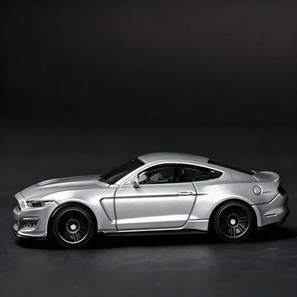 1:64 Mustang Shelby GT350丨‌Car Model Series丨The Most Popular Car Model In 2025