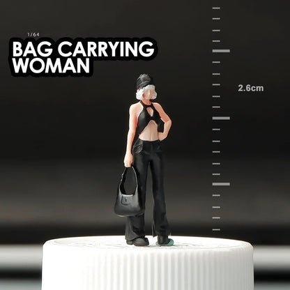 Microscopic color doll miniature doll figure model 1:64 micro-shot villain resin food game three-dimensional shooting prop