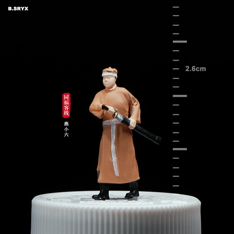Microscopic color doll miniature doll figure model 1:64 micro-shot villain resin food game three-dimensional shooting prop