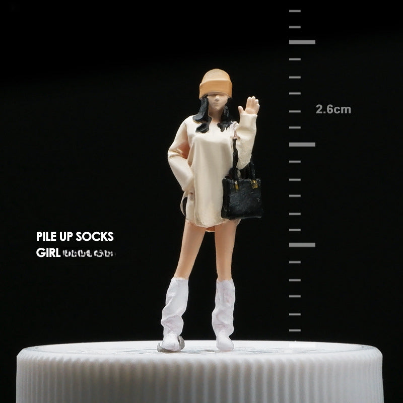 1/64 Simulation miniature resin doll model color mini villain three-dimensional collection sand table micro-shot ornament