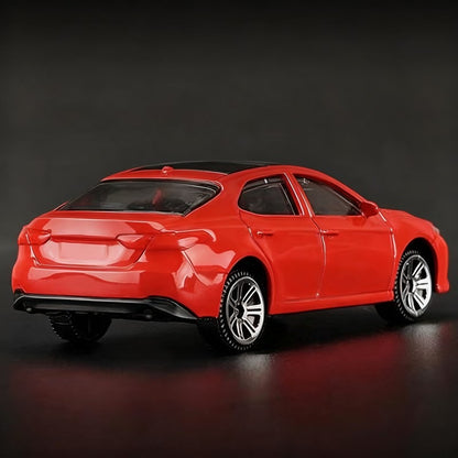 1:64 Toyota Camry丨‌Car Model Series丨The Most Popular Car Model In 2025